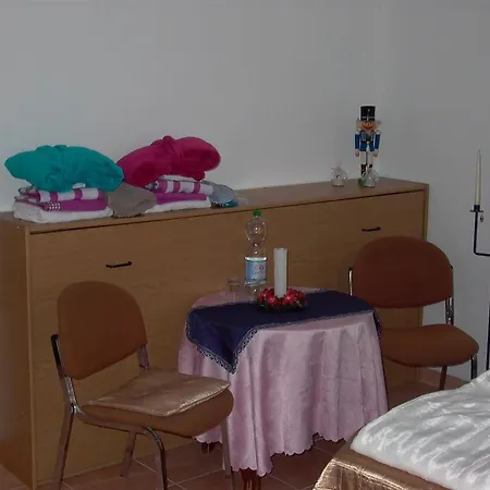 Gästezimmer Ferienwohnung VILLA ALEXA auch mit Wallbox Woltersdorf  Zimmer foto