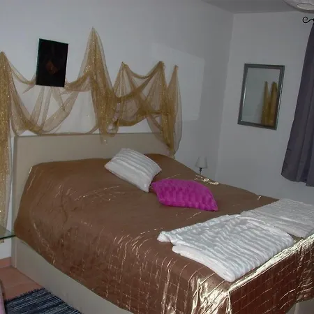Gästezimmer Ferienwohnung VILLA ALEXA auch mit Wallbox Woltersdorf  Zimmer foto