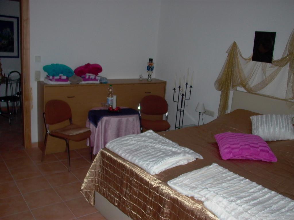 Gästezimmer Alexa Auch Mit Wallbox Apartment